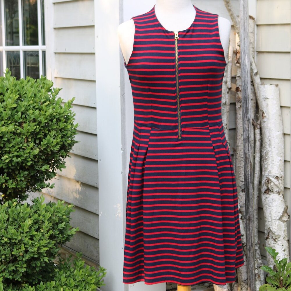 Duffield Lane Red Blue Stripe Zipper Front Pleated A-Line Knit Dress Sz SMALL - Picture 2 of 7